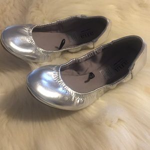 Ana memory‎ foam shoes